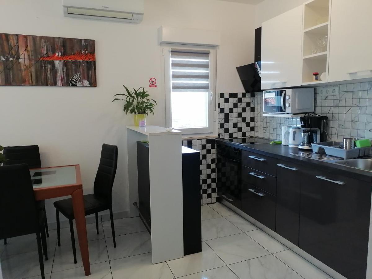 Apartment Lavanda Nova Ražanj 외부 사진