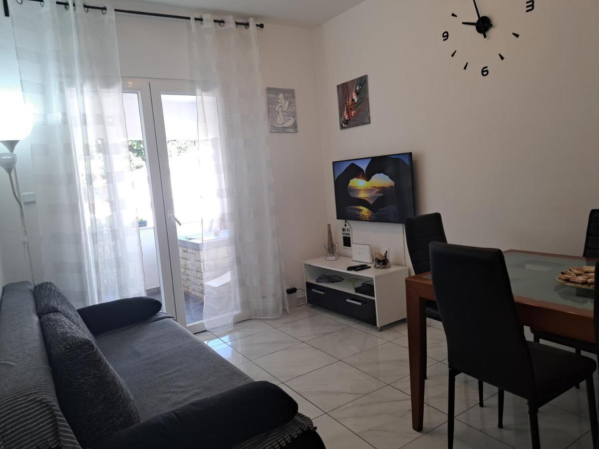 Apartment Lavanda Nova Ražanj 외부 사진